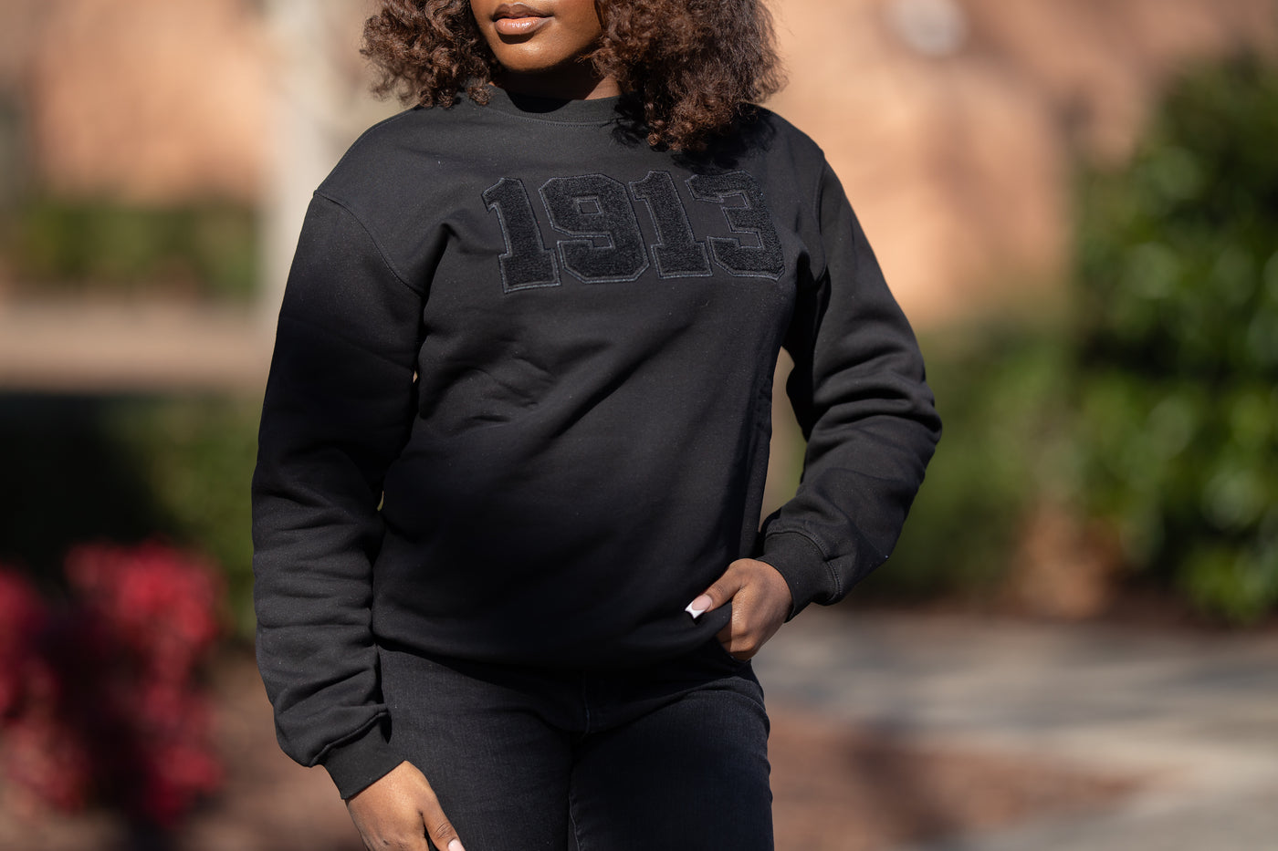 All Black 1913 Sweatshirt (Unisex Sizing)