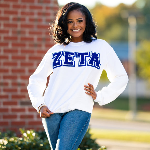 Vintage White Zeta Sweatshirt (Unisex Sizing)